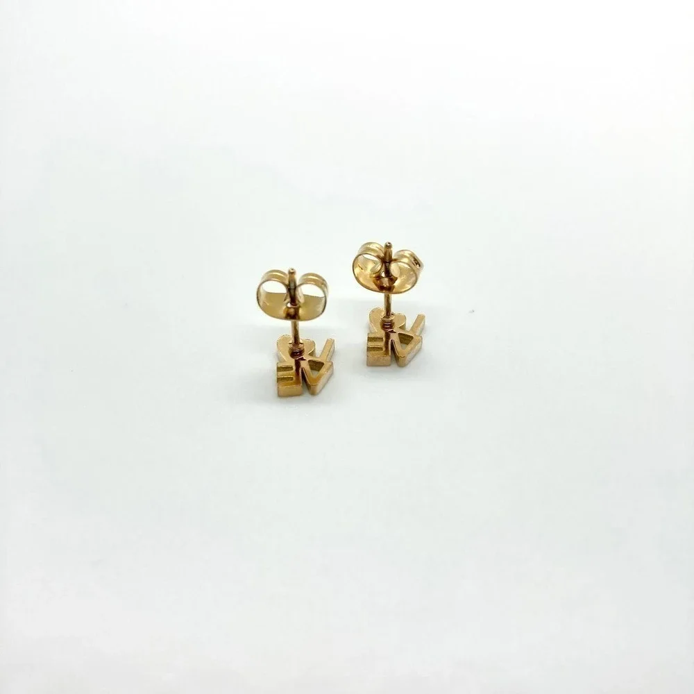 Deja Vu Kreations pair golden